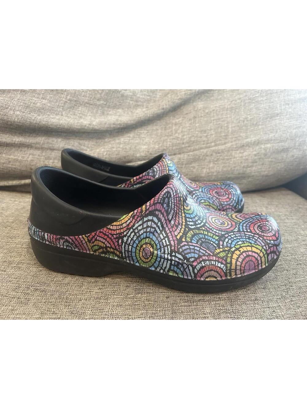 Crocs Work Neria Pro II Slip Resistant Clogs Womens 11 Print Dual Comfort Shoes